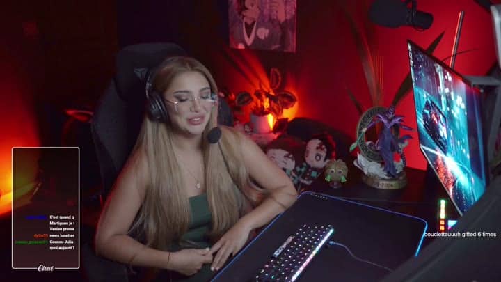 Julia bayonetta – Livestream du 2025-05-12